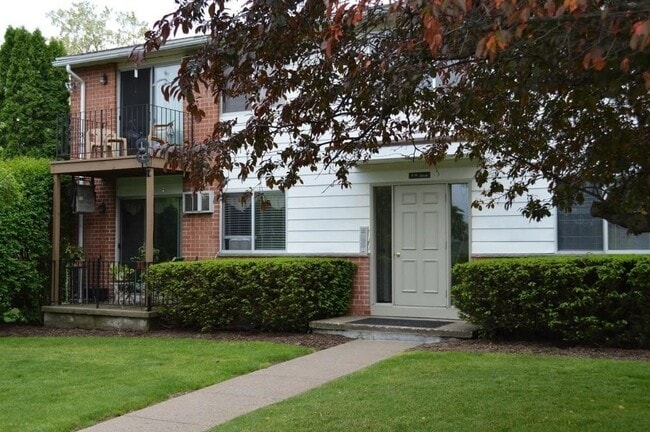Building Photo - 7554 Victor Mendon Rd Rental