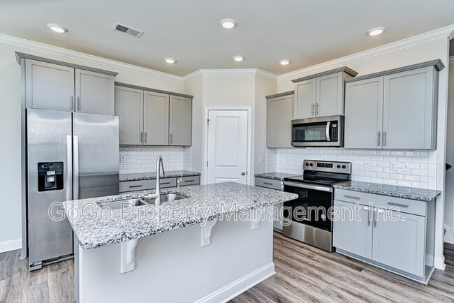 Photo - 412 Yellow Fox Rd