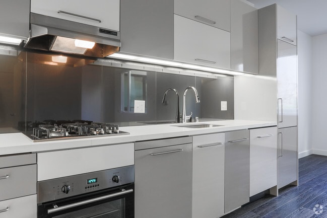 0BR,1BA-Studio