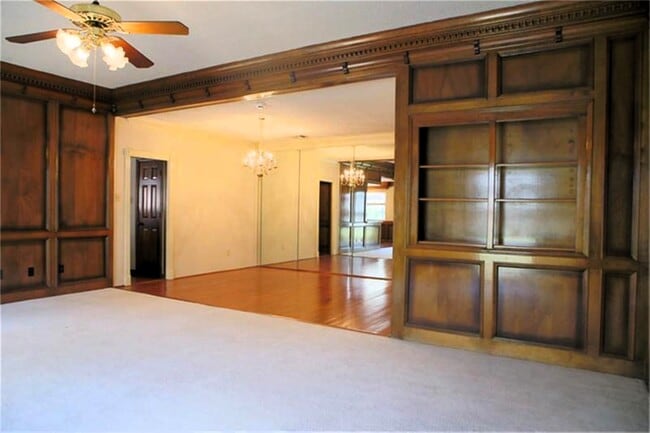 Photo - 312 Champions Colony III St