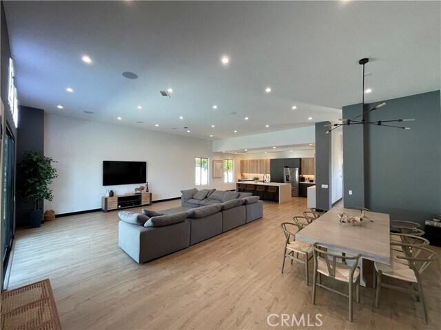 74280 Santa Ynez Ave