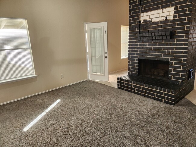 Photo - 3036 Walnut Springs Dr