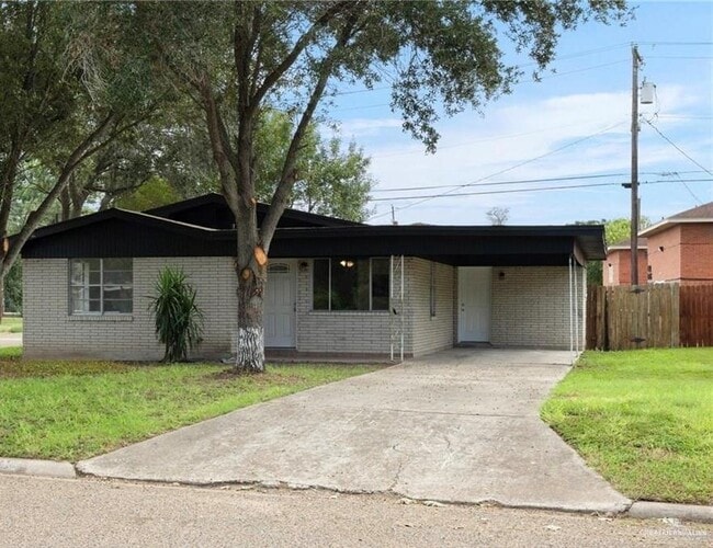 Building Photo - 1101 W 4th St Rental