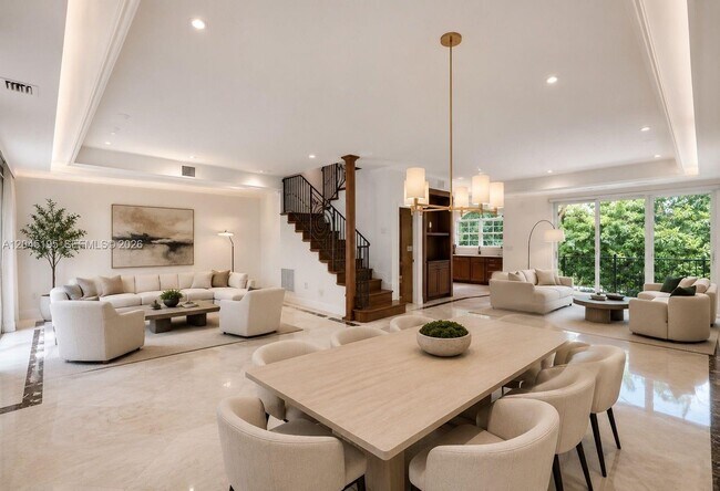 592 Fernwood Rd