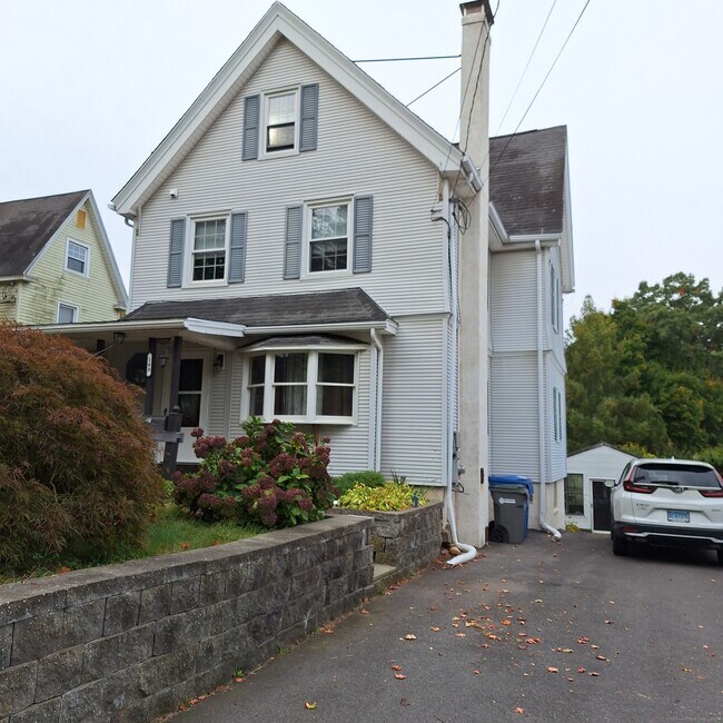 168 S Main St House House Rental in Manchester, CT