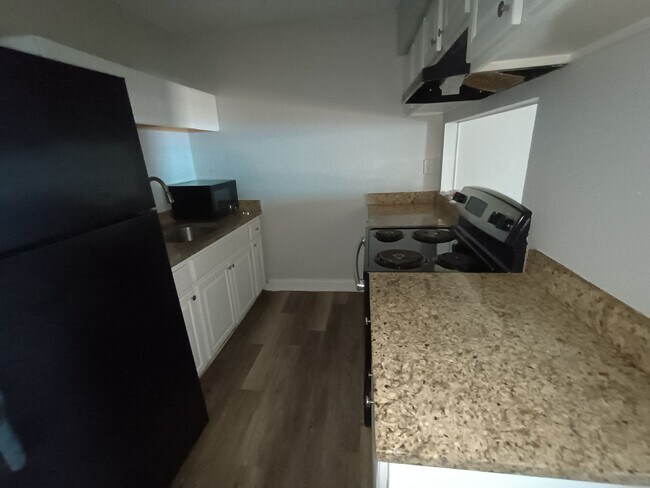 Photo - aya2467 Unit 8