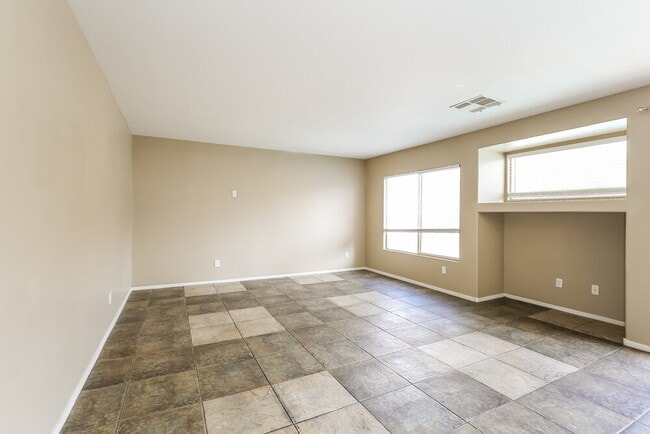 Photo - 3636 Beacon Point St