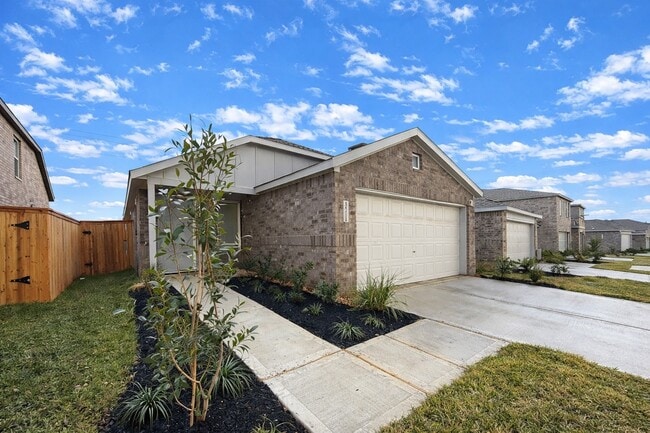 Photo - 16802 Old Wagon Wy