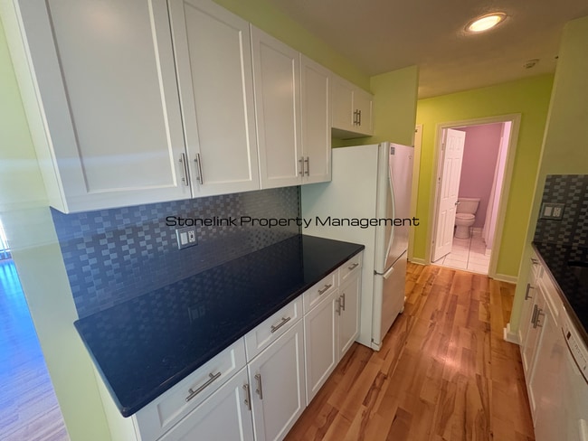 Photo - Newly Renovated Condo For Rent in North At...