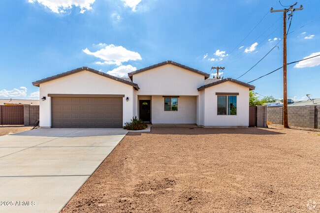Building Photo - 8944 W Century Dr Rental