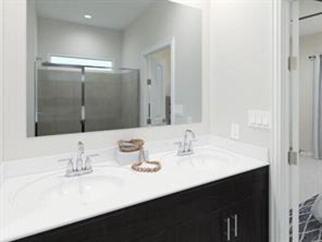 Photo - 3913 Murvaul Dr