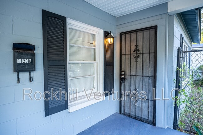 Photo - 1123 E 70th St Unit Apt A