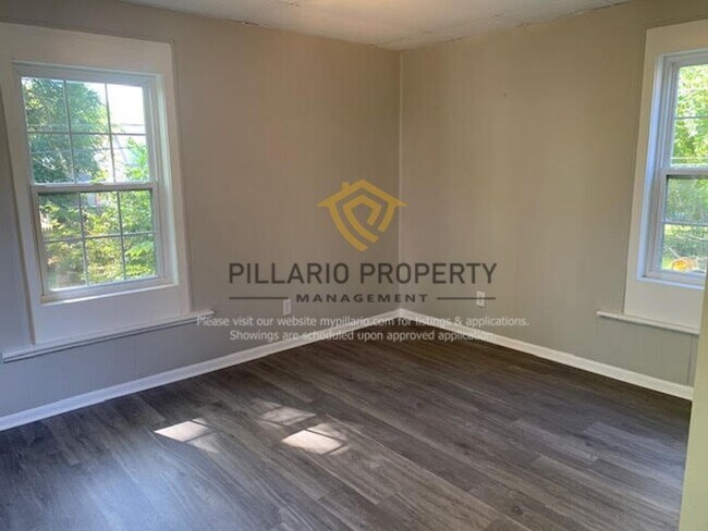 Photo - 1017 W 33rd St Unidad 1017 W 33rd St. B