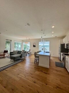 Photo - 644 3rd Ave S Unidad Domus Urbana