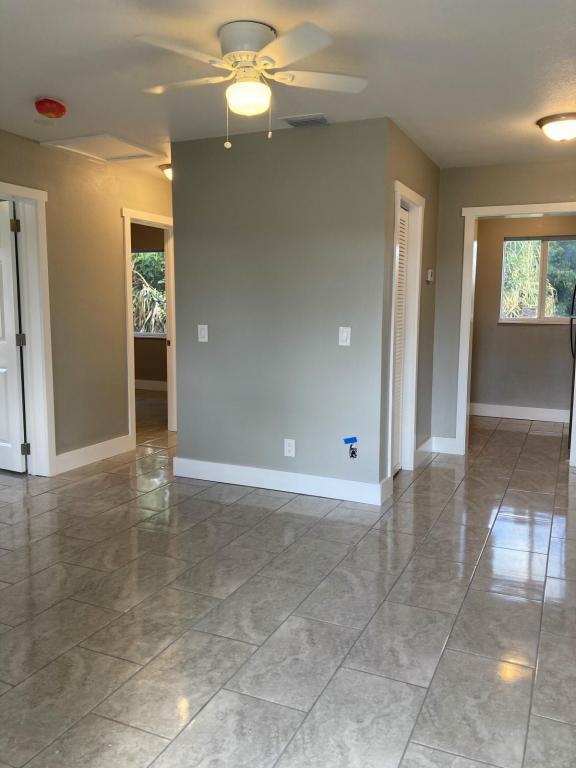 Photo - 278 S Lake Ave