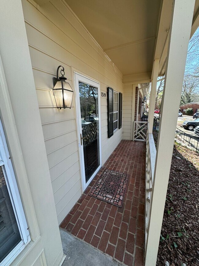 Photo - 3 BR 2 Bath Townhome