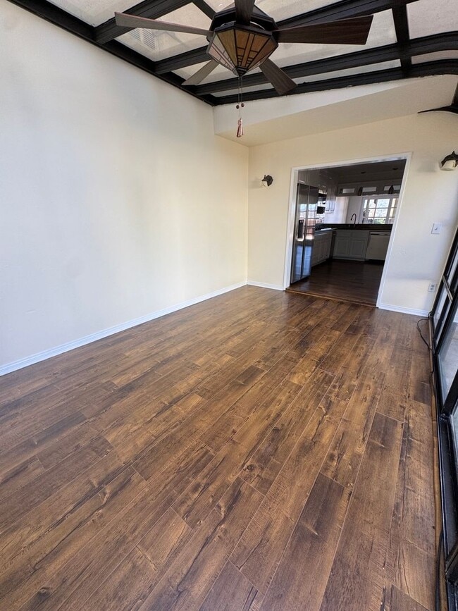 Photo - Scenic Cul-de-Sac Living with Stunning Mountain Views