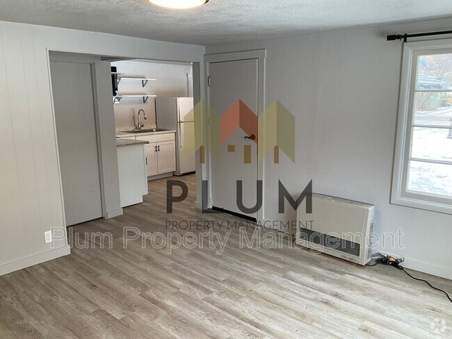 Building Photo - 705.5 Cleveland St Rental