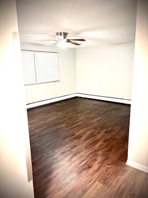 Photo - 2324 Iroll Ave Unidad 4