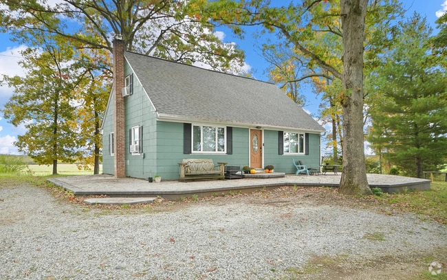 Building Photo - 10359 Harney Rd Rental