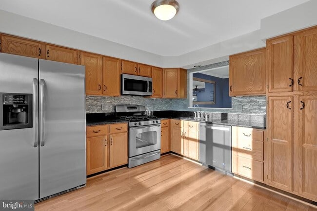 Photo - 20888 Sandstone Square