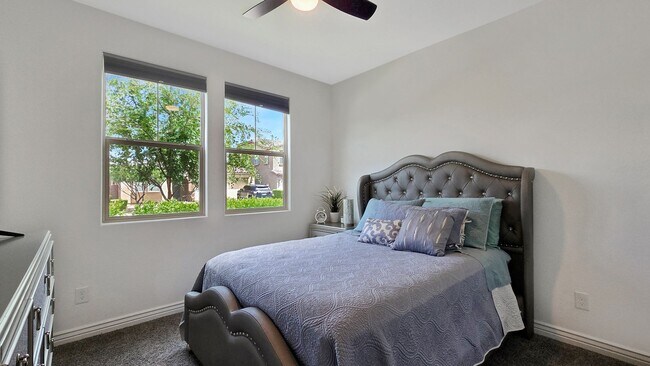 Photo - Beautiful like new home! Lots of sq ft on a single level!