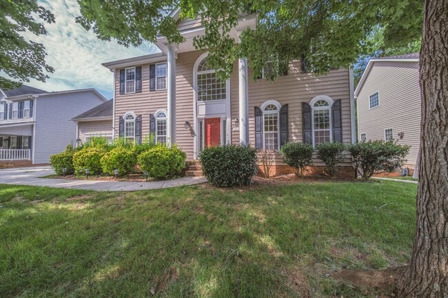 Photo - 507 Hannah McKenzie Dr