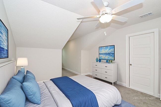 Photo - 1163 Walker Point Way