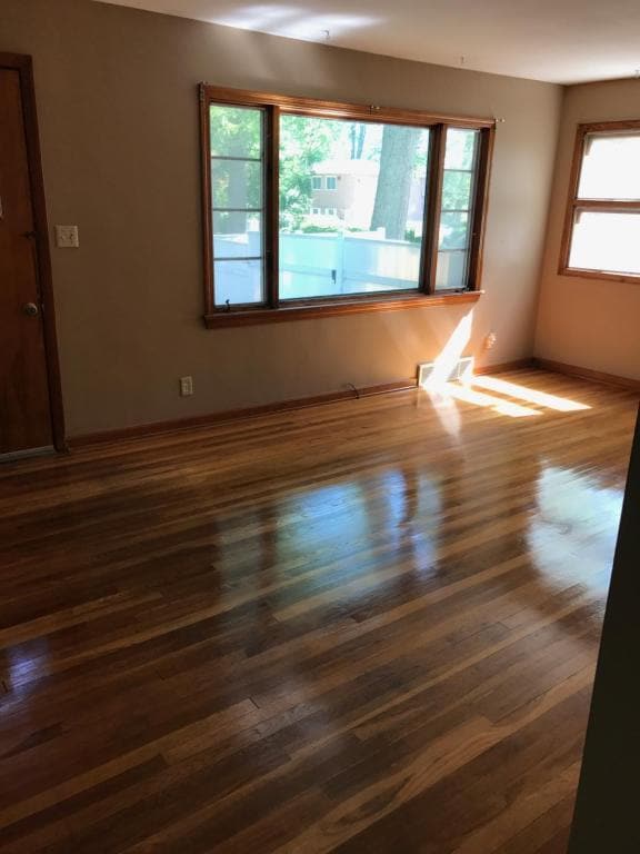 Photo - 434 Garrett St