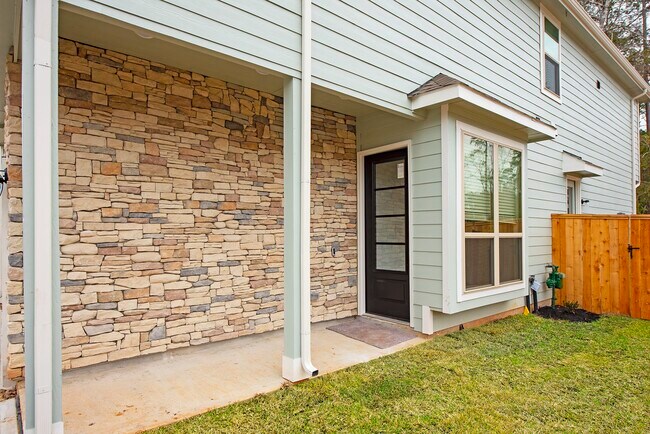 Photo - 585 Dry Fork Ln
