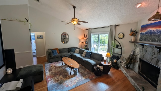 Photo - 11574 St Josephs Rd