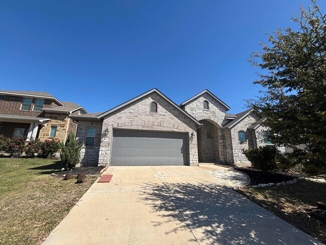 Building Photo - 562 Baretta Loop