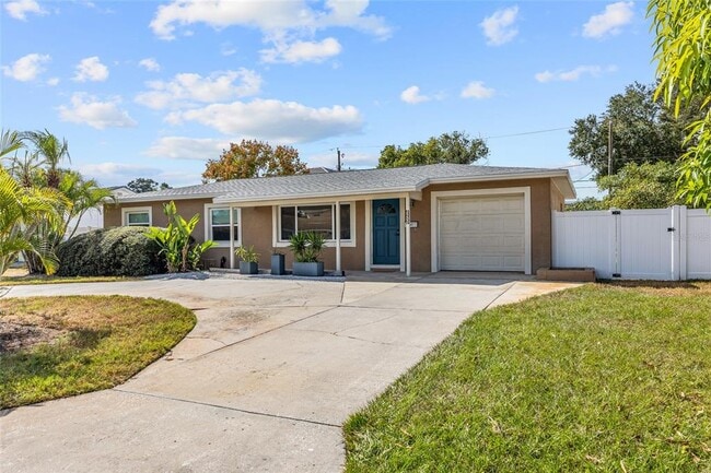 Photo - 2700 67th St N