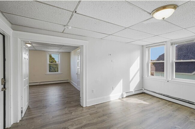 Photo - 112 West St Unit 2nd fl