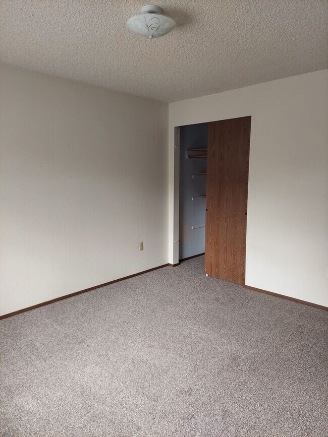 7414 152nd St Ct E Unit A