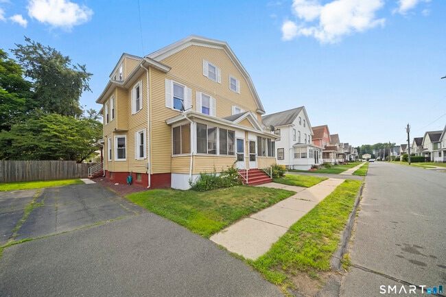 Photo - 44 Bigelow Ave