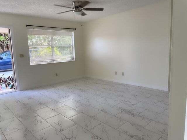 Photo - 1369 Sunset Rd