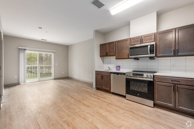 1BR, 1BA - 676SF - Kitchen