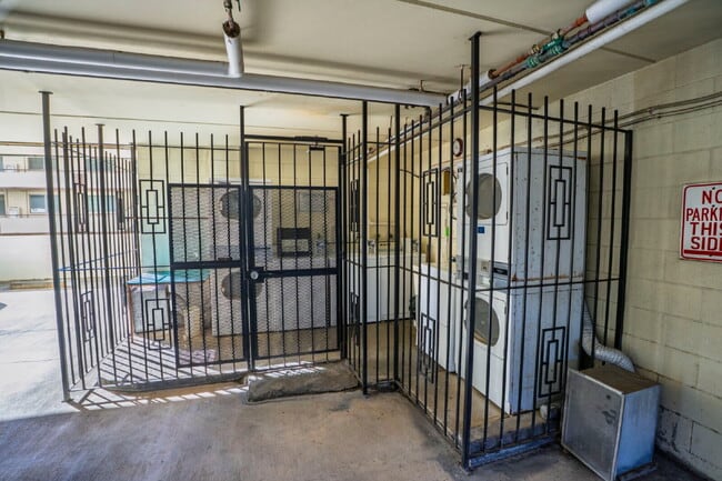 Photo - Renovated 1BR/1BA Condo w/ Parking & Large Lanai – Hale Hoaloha Unit 605