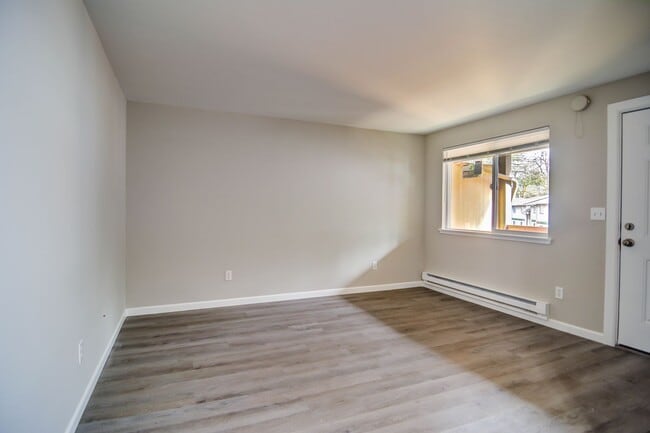 Photo - Landing on Chicago