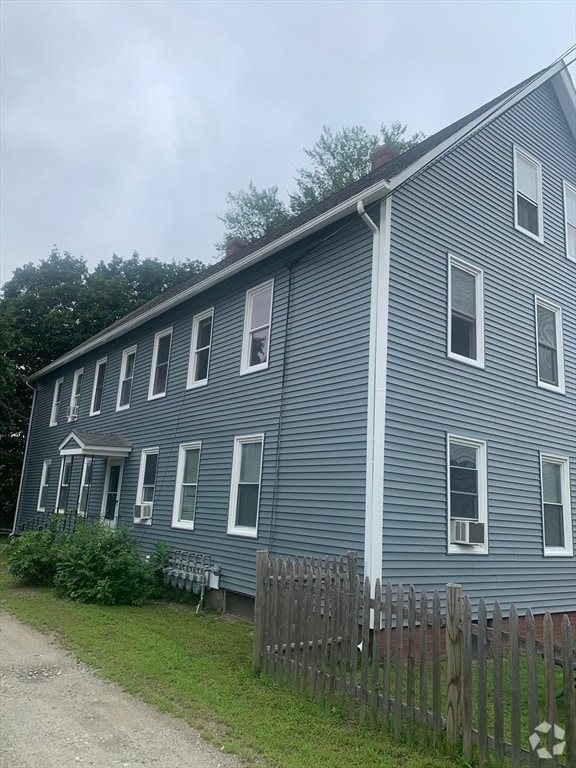Building Photo - 292 Providence Rd Unit C Rental