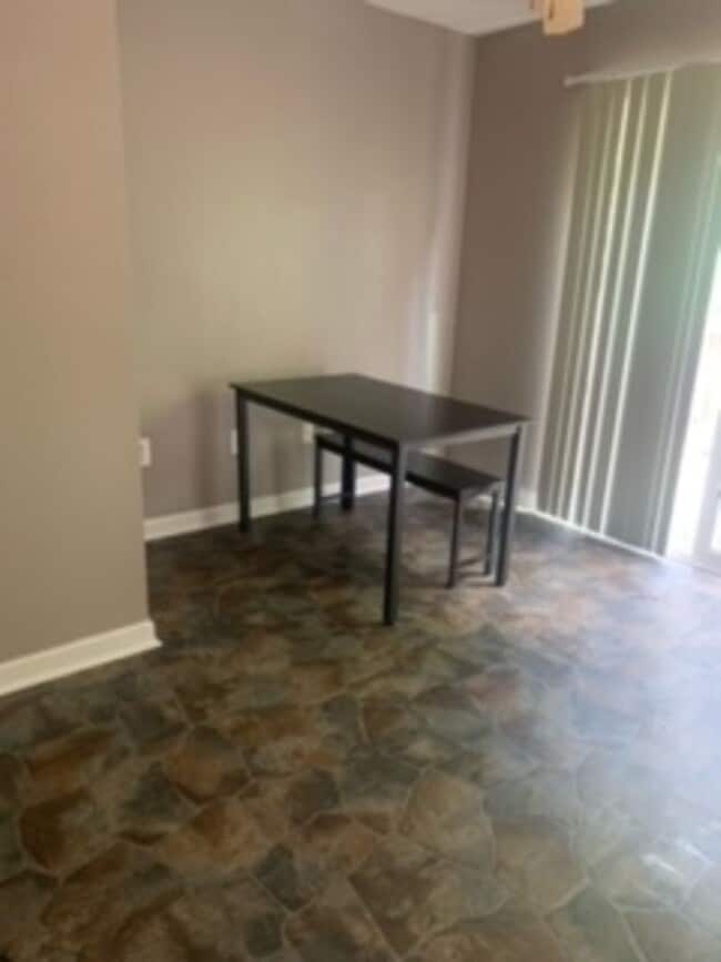 Photo - Convenient Townhome