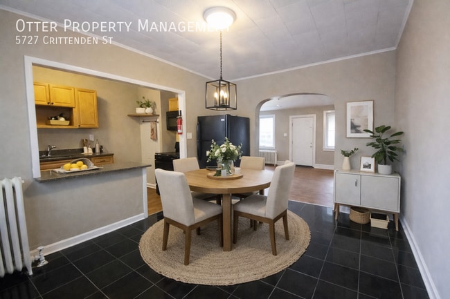 Photo - 5727 Crittenden St