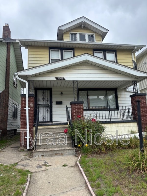 Building Photo - 2366 Highland St Rental