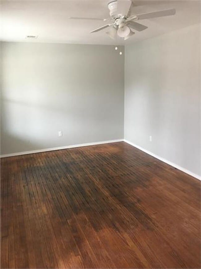 Photo - Large Canyon Home