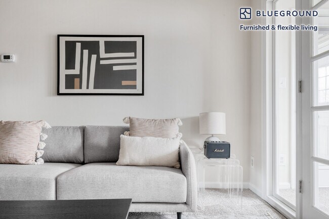 Photo - 1808 N Quinn St Unidad FL5-ID358