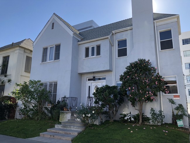 Building Photo - 6360 Orange St Unit 2