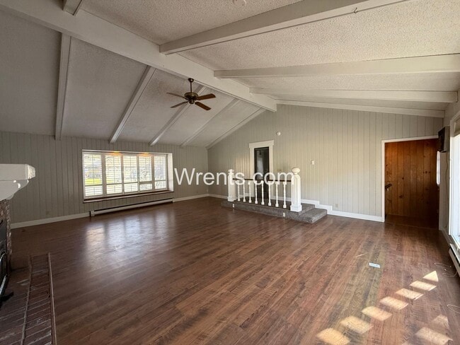 Photo - Spacious 6-Bedroom Home with Pool & Multiple Fireplaces – Great Northside Location!