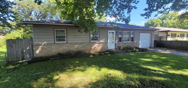 Building Photo - 36 Liberty Blvd