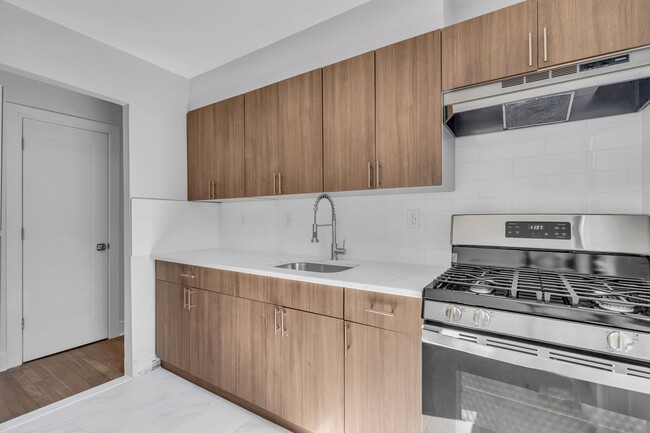Photo - Palisades Manor Apartments – Modern Living...